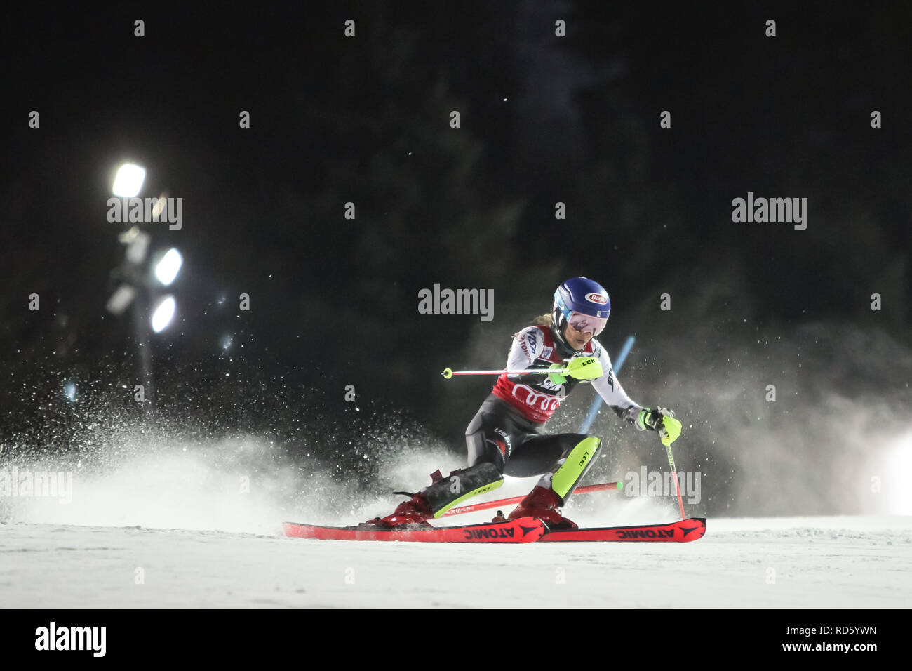 Zagabria, Croazia - Gennaio 5, 2019 : Mikaela Shiffrin da Stati Uniti d'America compete durante l'Audi FIS Coppa del Mondo di Sci Alpino Slalom speciale femminile, Snow Queen Trophy 2019 Foto Stock
