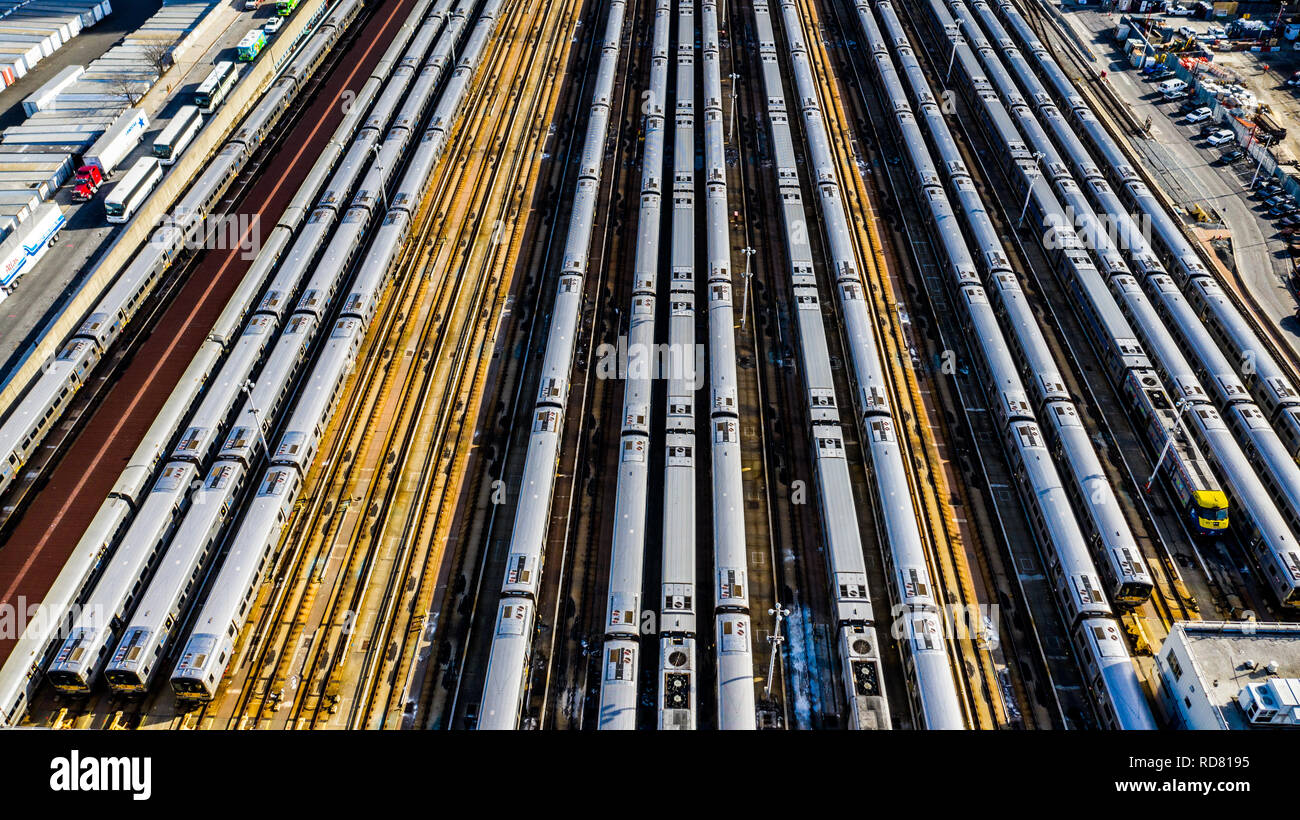 I treni della metropolitana di West iarda laterale, Manhattan, New York City, NY, STATI UNITI D'AMERICA Foto Stock