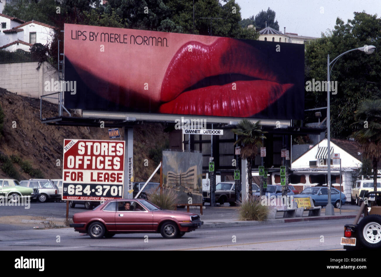Tabellone cosmetico sulla Sunset Strip circa settanta Foto Stock