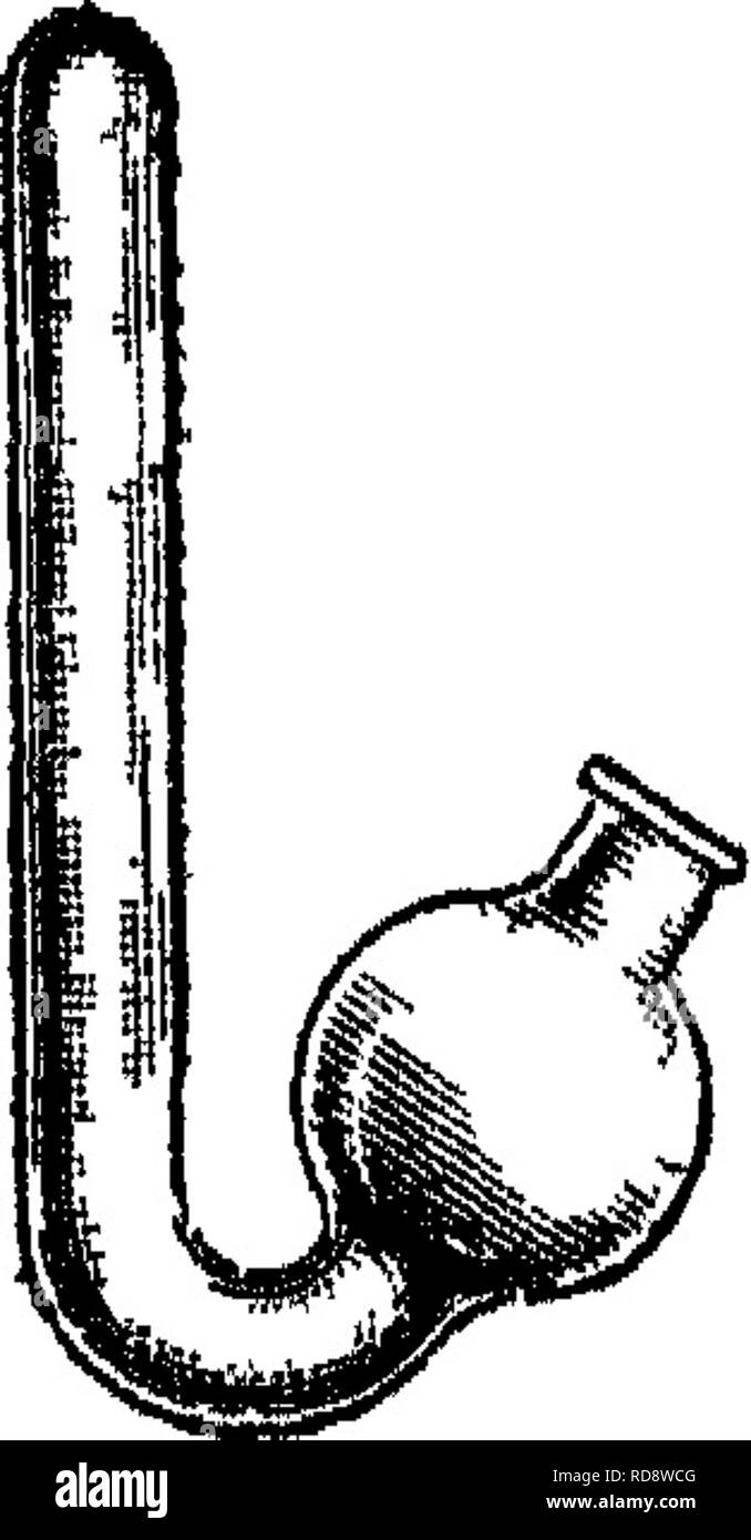 . Batteriologia e micologia degli alimenti. Il cibo. 4l^% una figura 1 : Tipi di tubi di fermentazione. Af Brown, J5, Smith è C, Smith, senza piedi, D, Tombe' modifica del Durham tubo di fermentazione. Si prega di notare che queste immagini vengono estratte dalla pagina sottoposta a scansione di immagini che possono essere state migliorate digitalmente per la leggibilità - Colorazione e aspetto di queste illustrazioni potrebbero non perfettamente assomigliano al lavoro originale. Tanner, Fred Wilbur, 1888-1957. New York, John Wiley &AMP; Sons, Inc. ; [Ecc. ,Ecc. ] Foto Stock