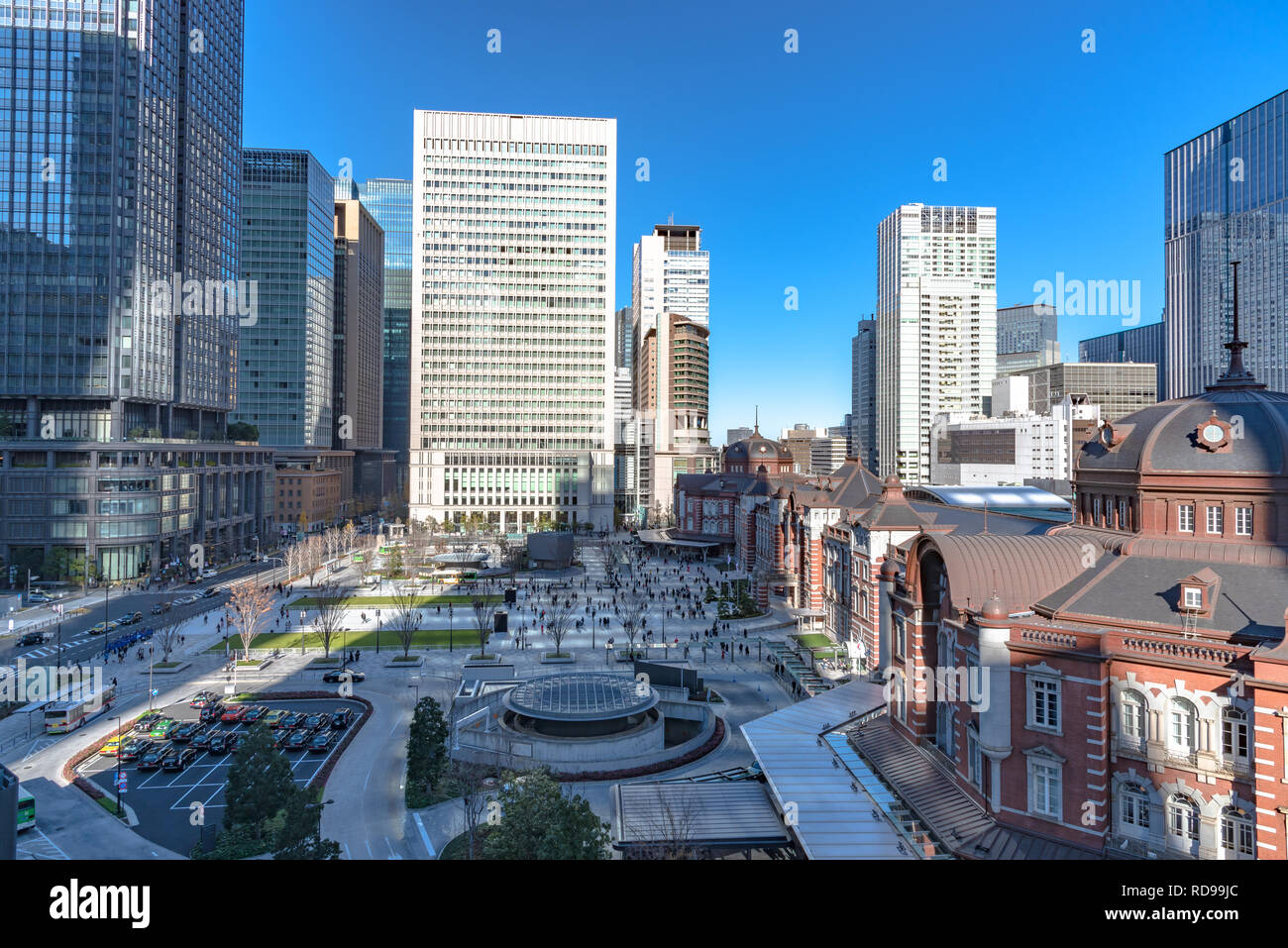 Vista della stazione di Tokyo Front Square al quartiere affaristico Marunouchi, Tokyo, Giappone. Foto Stock