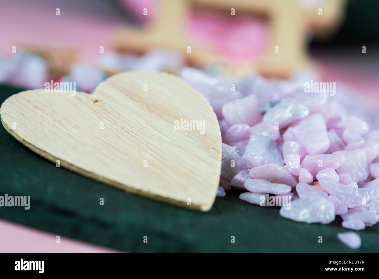 Il giorno di San Valentino a tema - oggetti per uso come sfondi o immagini concettuali - con copia spazio. Foto Stock