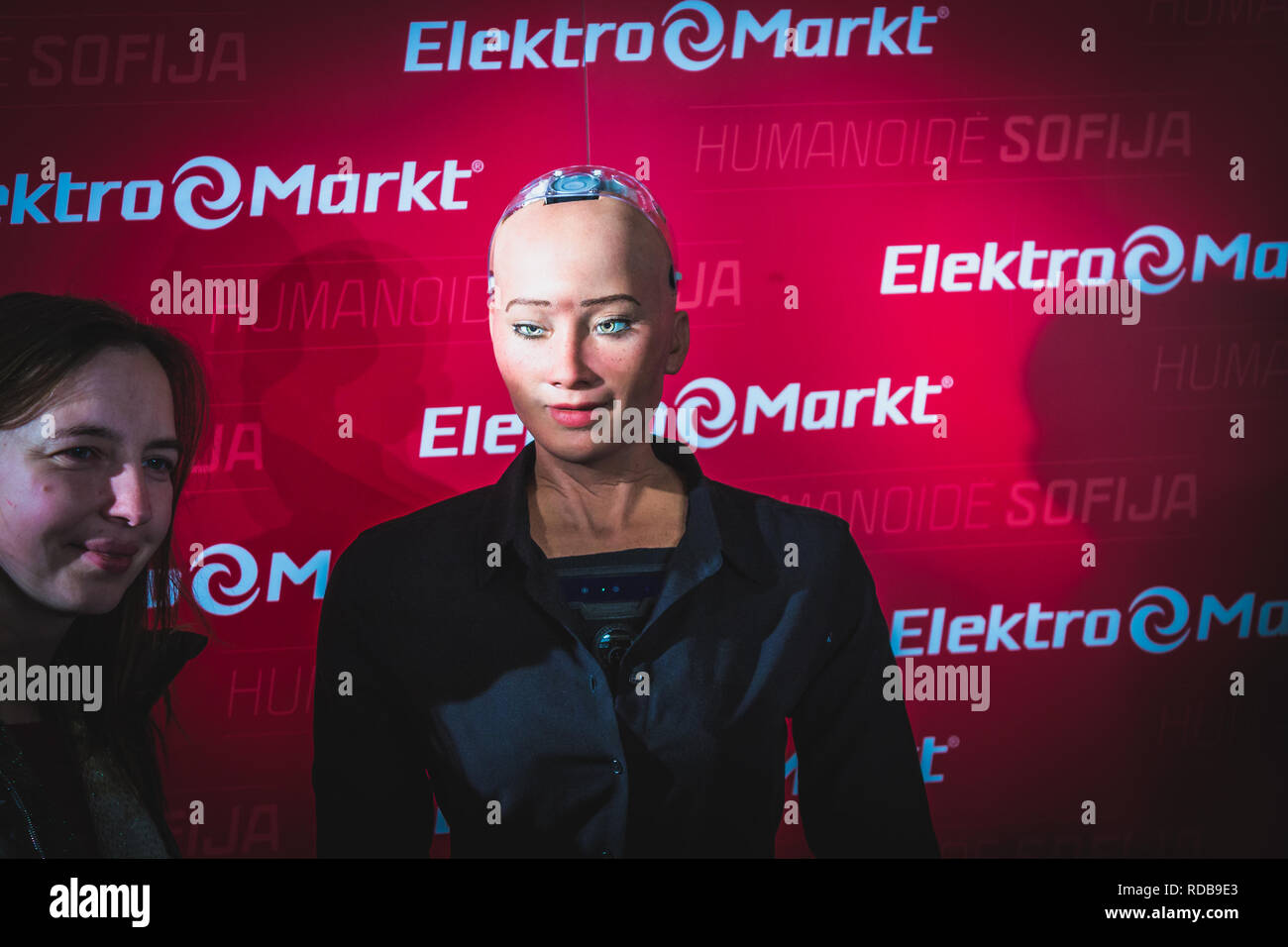 Vilnius, Lituania - 19 dicembre 2017: Sophia robot umanoide sp Foto Stock
