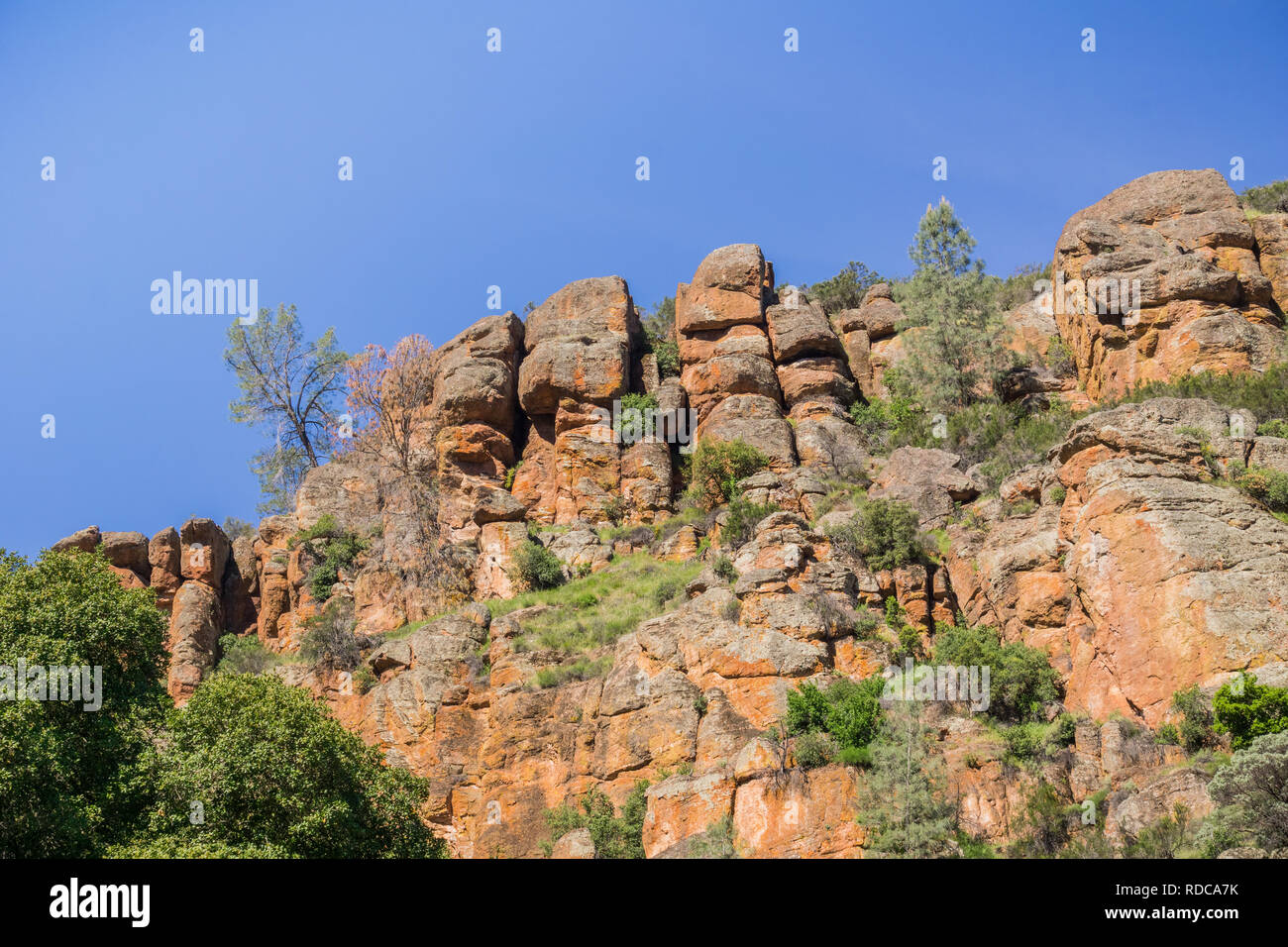 Formazione di roccia in pinnacoli National Park, California Foto Stock