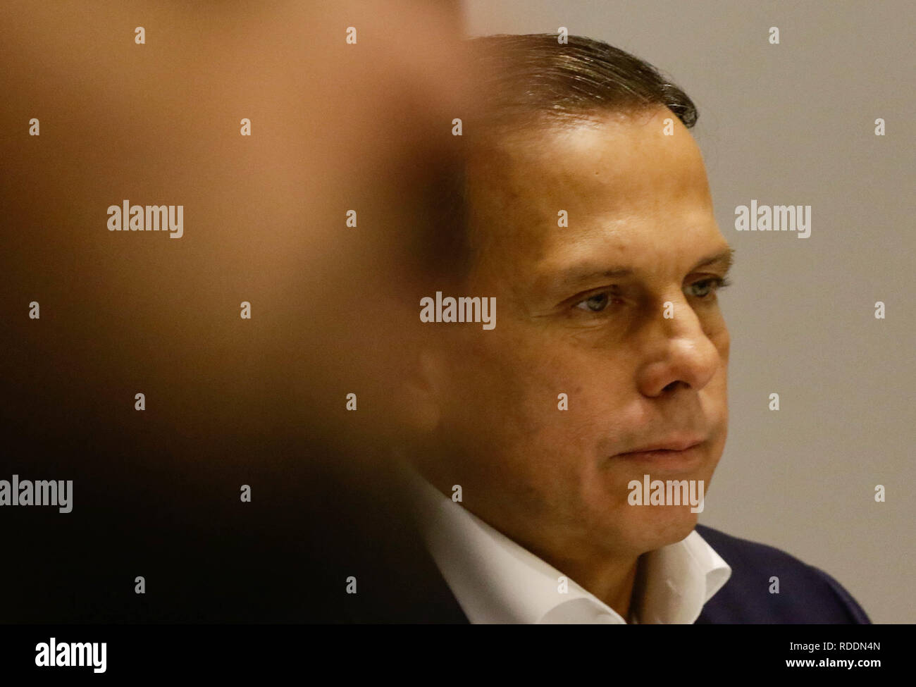 SÃO PAULO, SP - 18.01.2019: JOÃO DORIA AMMETTONO COLETIVA À IMPRENSA - Il governatore dello Stato di São Paulo, João Doria tiene una riunione con il segretariato del venerdì mattina (18) presso la Bandeirantes Palace. Dopo un incontro con il Doria concede conferenza stampa. (Foto: Aloisio Mauricio/Fotoarena) Foto Stock