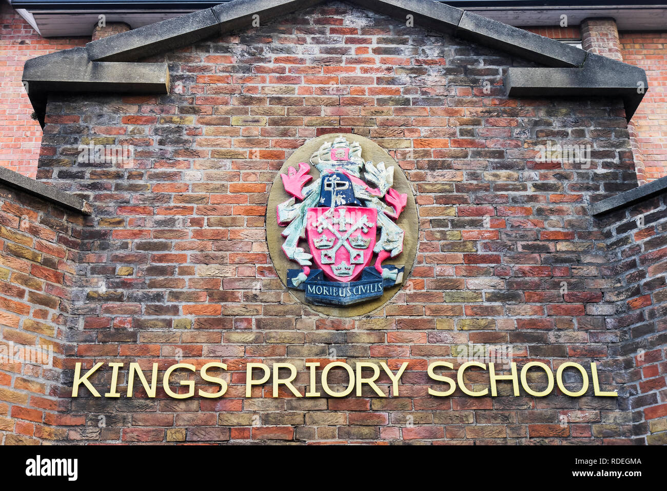 Un ingresso per Kings Priory School a Tynemouth UK, che era in precedenza la Kings School e l'alma mater di Stan Laurel, Ridley Scott, Jason Plato.. Foto Stock