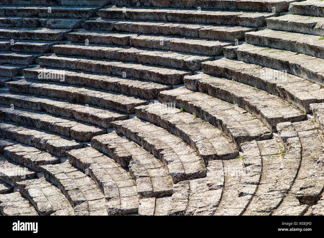 Teatro Antico di sedili, Grecia Foto Stock