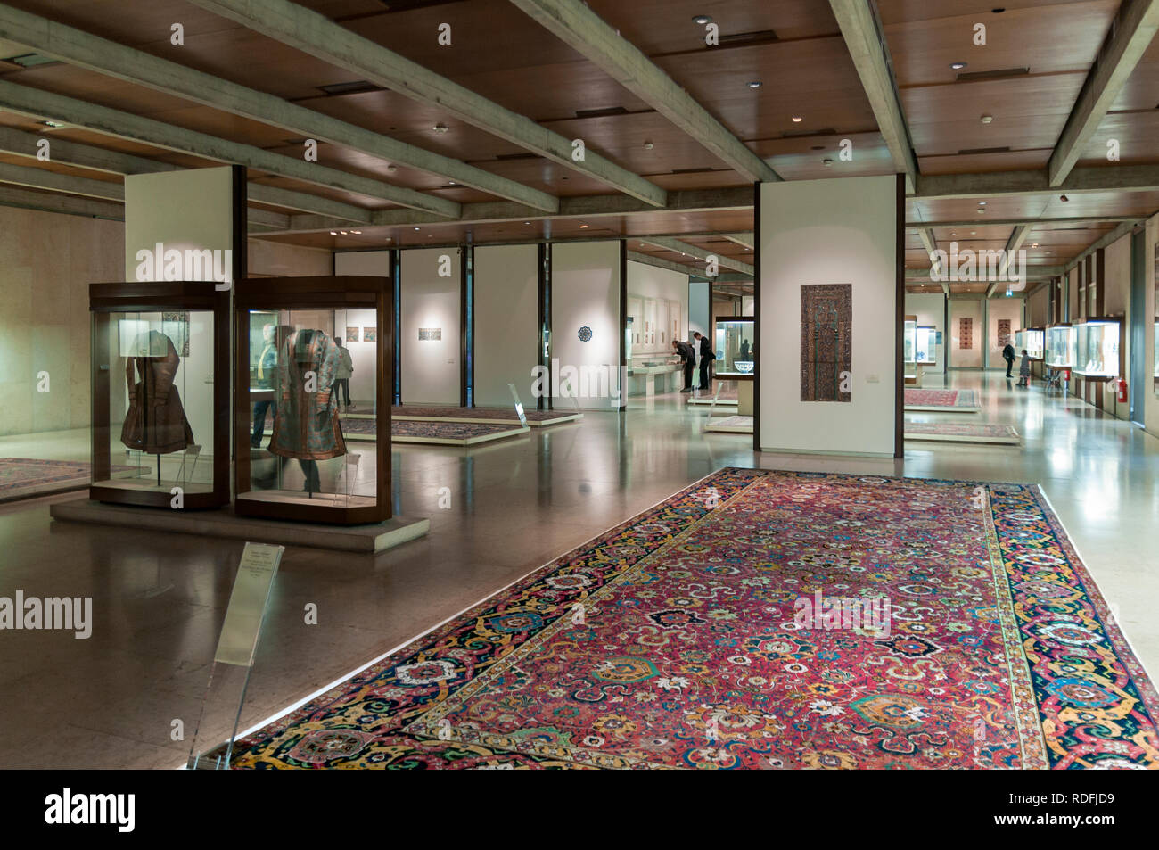 Orientale Arte Islamica raccolta nel Museo Calouste Gulbenkian, Lisbona, Portogallo Foto Stock