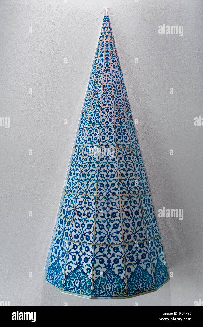 Orientale Arte Islamica raccolta nel Museo Calouste Gulbenkian, Lisbona, Portogallo Foto Stock