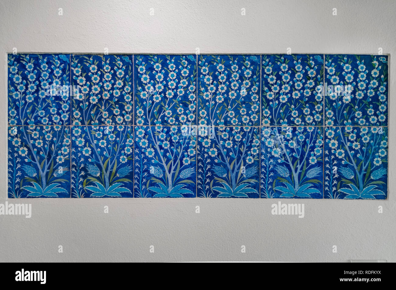 Orientale Arte Islamica raccolta nel Museo Calouste Gulbenkian, Lisbona, Portogallo Foto Stock