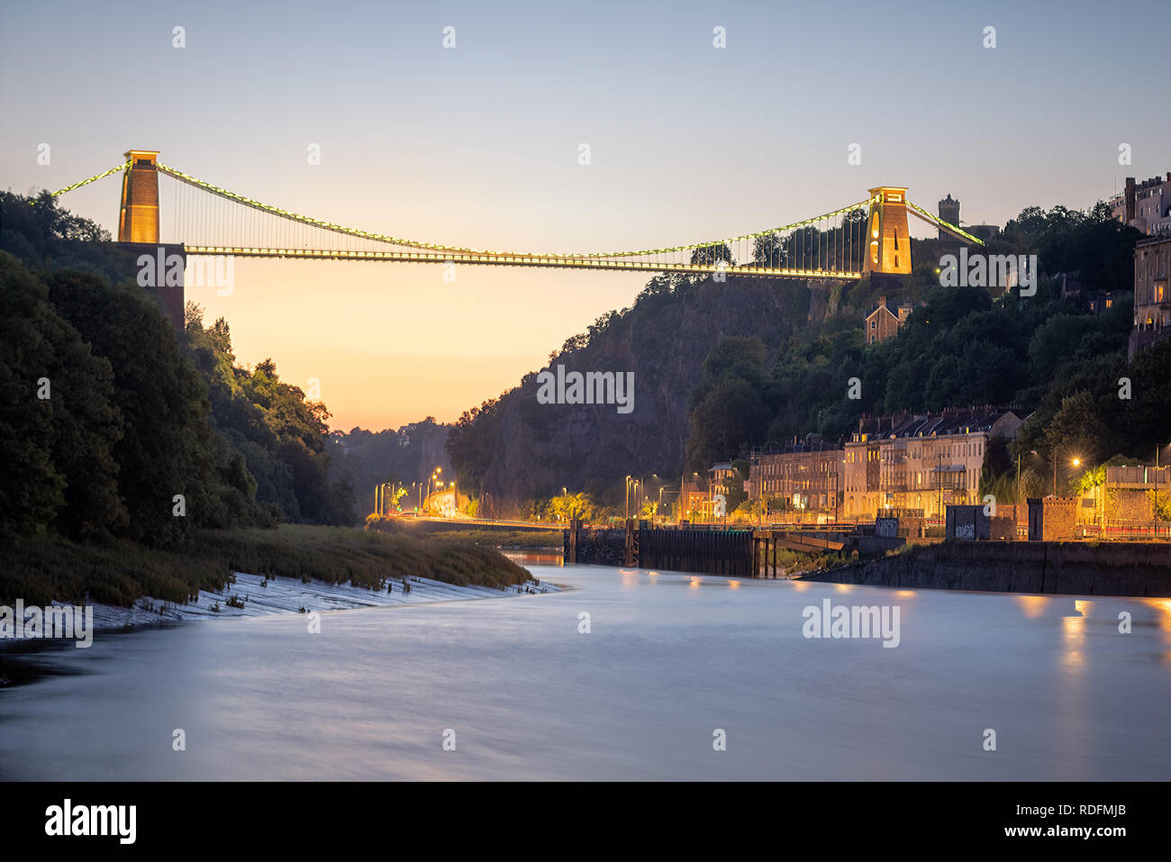 Vista panoramica di Clifton Suspension Bridge sul fiume Avon. Foto Stock