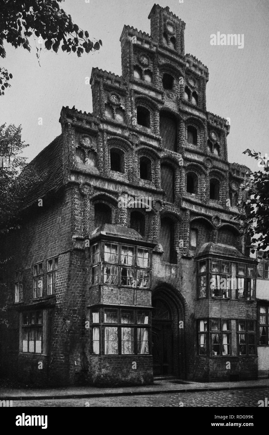 Altes Ziegelhaus casa di mattoni in Luenertorstrasse in Lueneburg, Bassa Sassonia, fotografia storica, circa 1899 Foto Stock