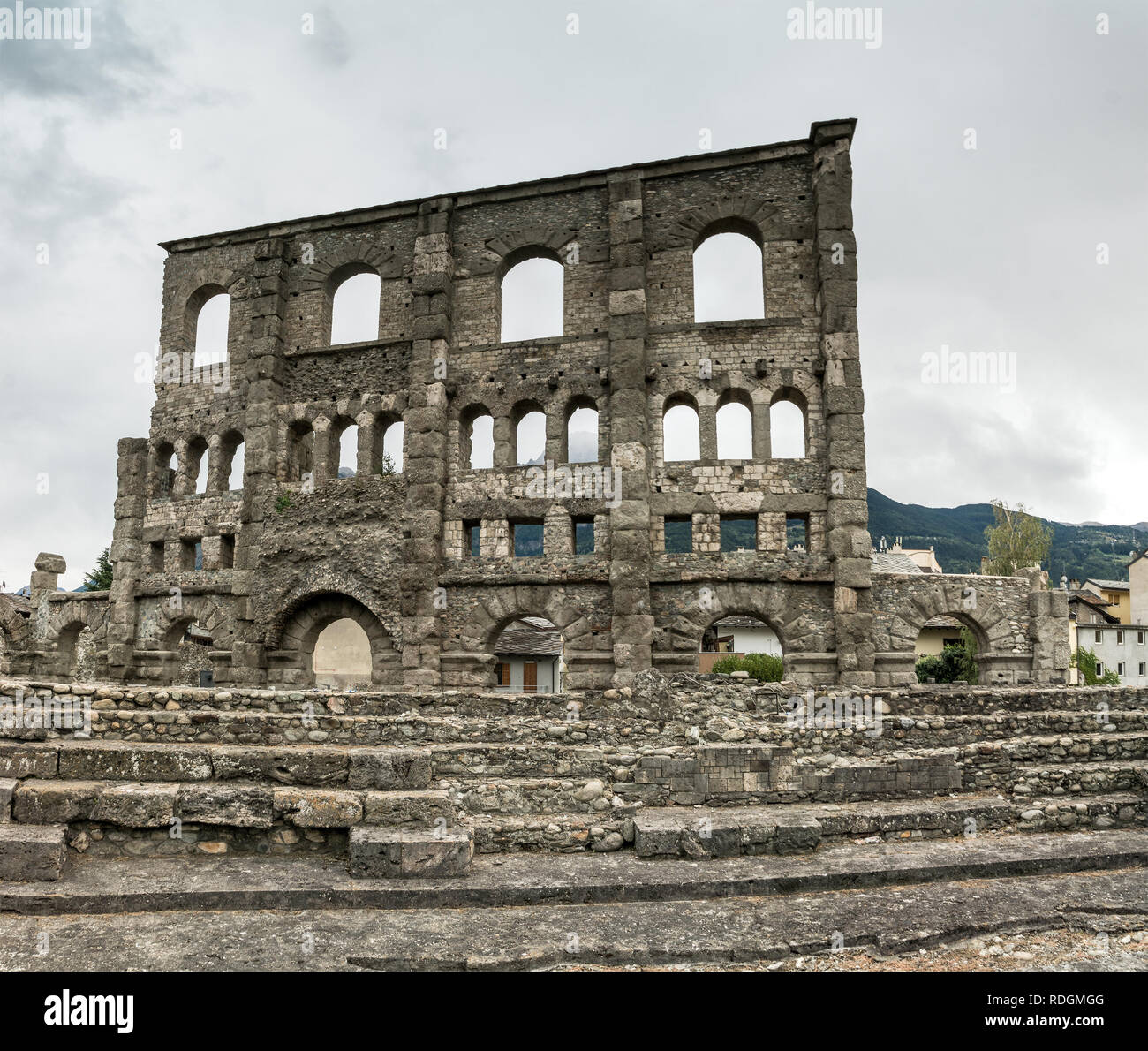 Archeologische Überreste des Teatro Romano di Aosta, Italien Foto Stock