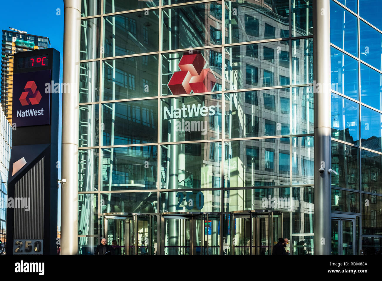 Natwest Londra - Natwest uffici presso 250 Bishopsgate vicino a Spitalfields nella città di Londra. L'edificio era precedentemente branded RBS. Foto Stock