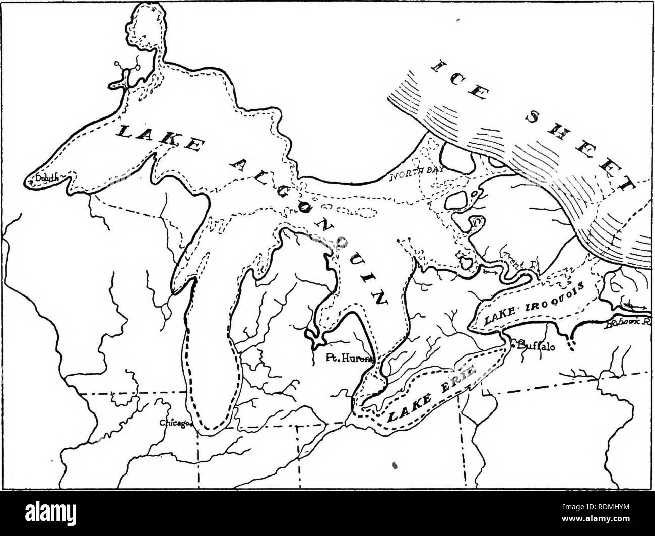 . Un sondaggio ecologico di Isle Royale, Lago Superior. Ecologia animale; botanica e zoologia; Ecologia vegetale. 34 MICHIGAN Survey 1908. IVakes divenne isolato dal Mississippi il drenaggio. Il livello del lago è stata abbassata e fu forse a questo livello che le linee sulla spiaggia sono state formate sul lato nord del Ijake Superjor, che sono ora 400-500 piedi sopra il livello attuale del lago (Taylor, '97, p. 126). Simili testimonianze di antiche spiagge sono state riconosciute da Lane ('98, pagg. 188-191) su Isle Royale, ma egli è inclinato per posizionare il livello di questo lago glaciale di Algonquin a circa 485 piedi. È probabile th Foto Stock