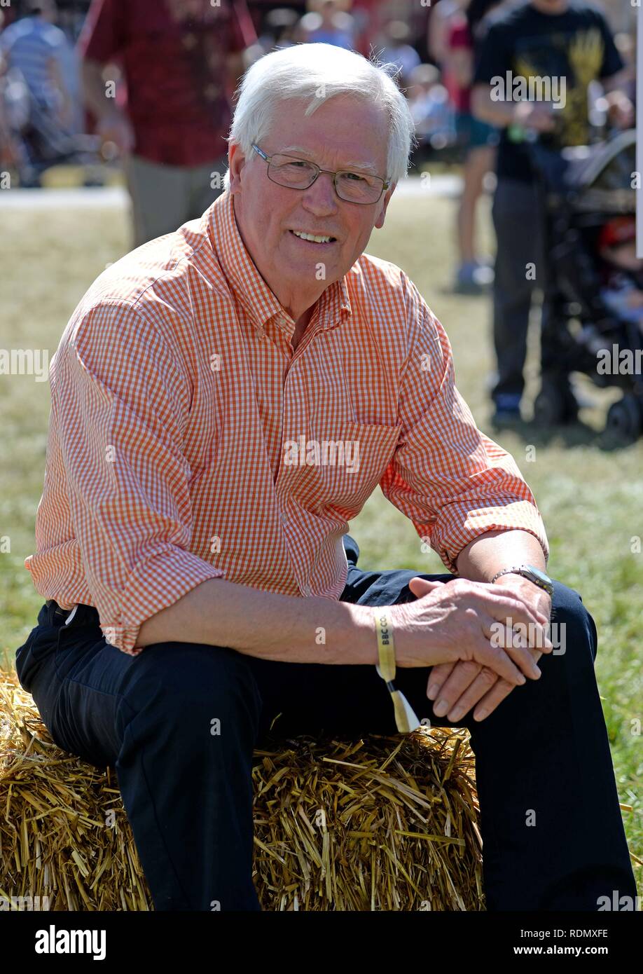 I presentatori durante il primo paese File live show presso il Palazzo di Blenheim in Oxfordshire con: John Craven dove: Oxfordshire, Regno Unito quando: 06 Ago 2016 Credit: Steve Finn/WENN Foto Stock