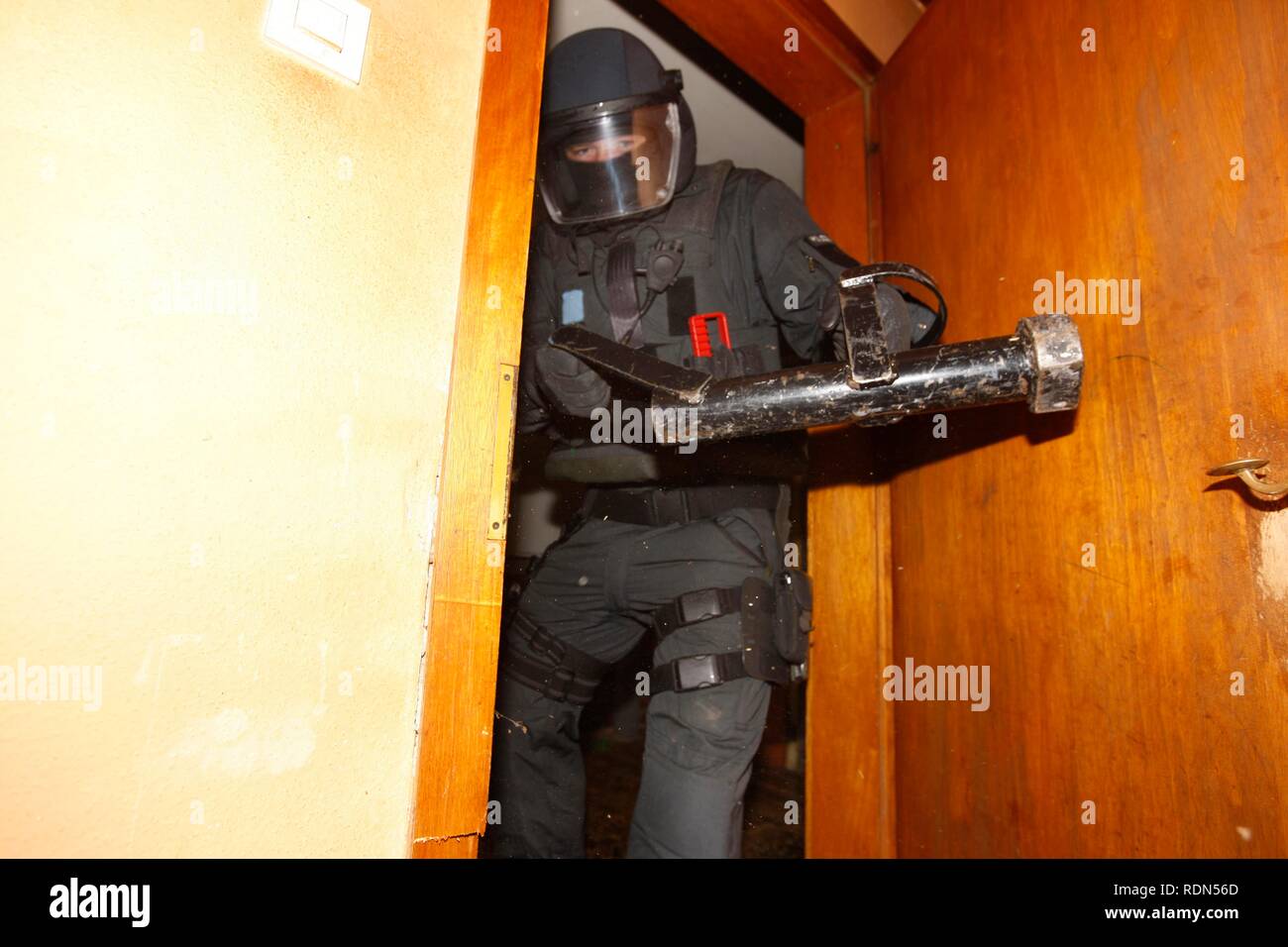 Prove di funzionamento, ufficiali del spezialeinsatzkommando, SEK, una speciale unità di risposta dello Stato tedesco forza di polizia, Foto Stock