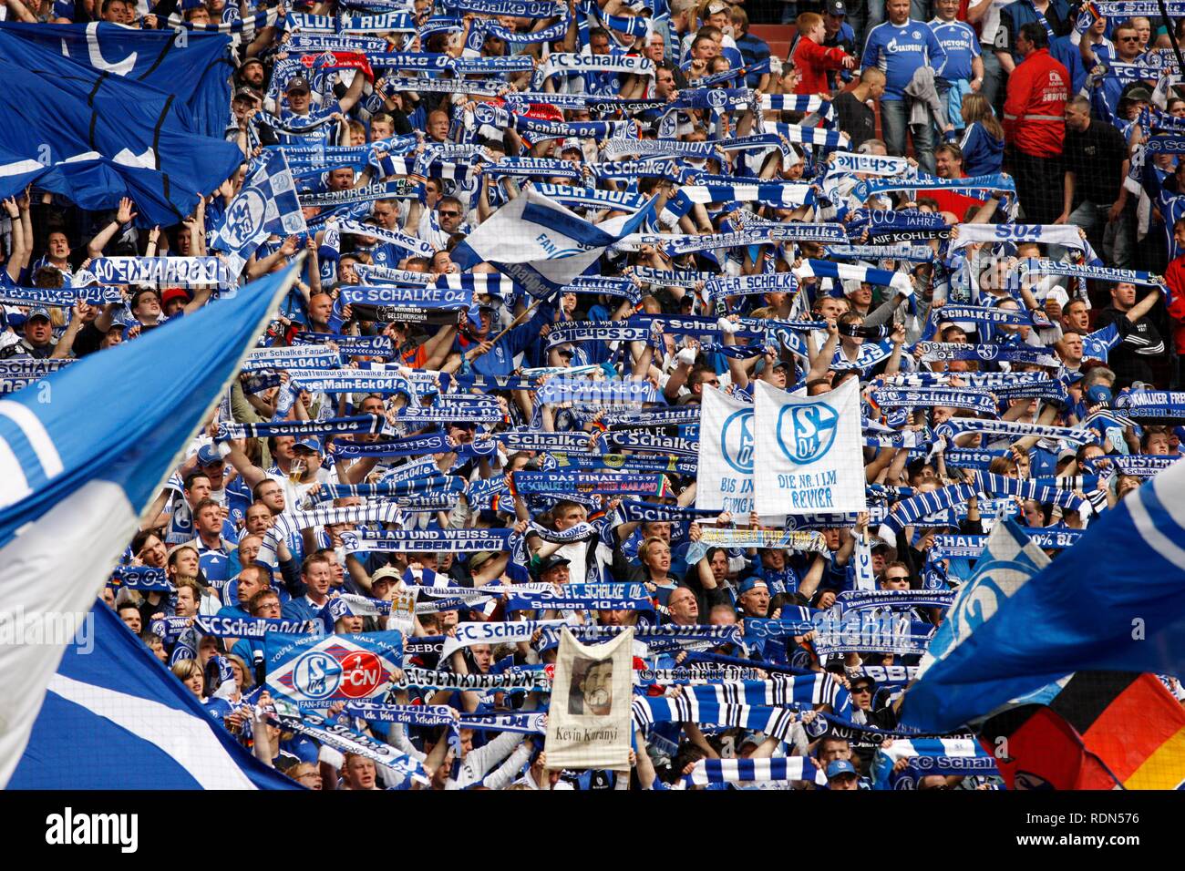 Ultima partita casalinga della stagione del FC Schalke 04 contro il Werder Brema 0:2, Veltins Arena, ex Arena AufSchalke Foto Stock