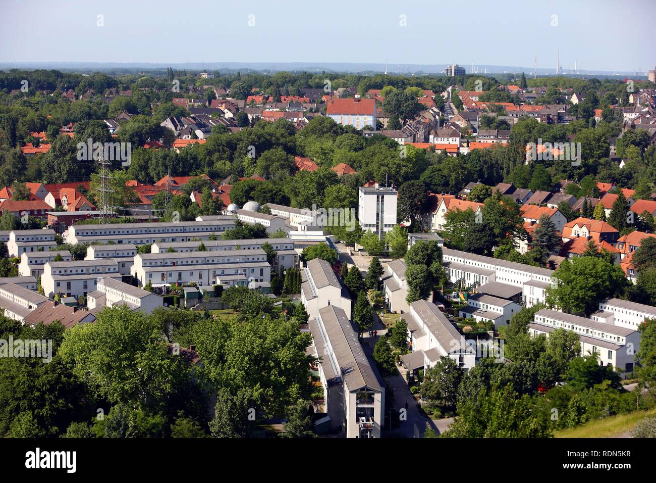 Vista del quartiere Buer, ex città mineraria Schuengelberg, Gelsenkirchen, Renania settentrionale-Vestfalia Foto Stock