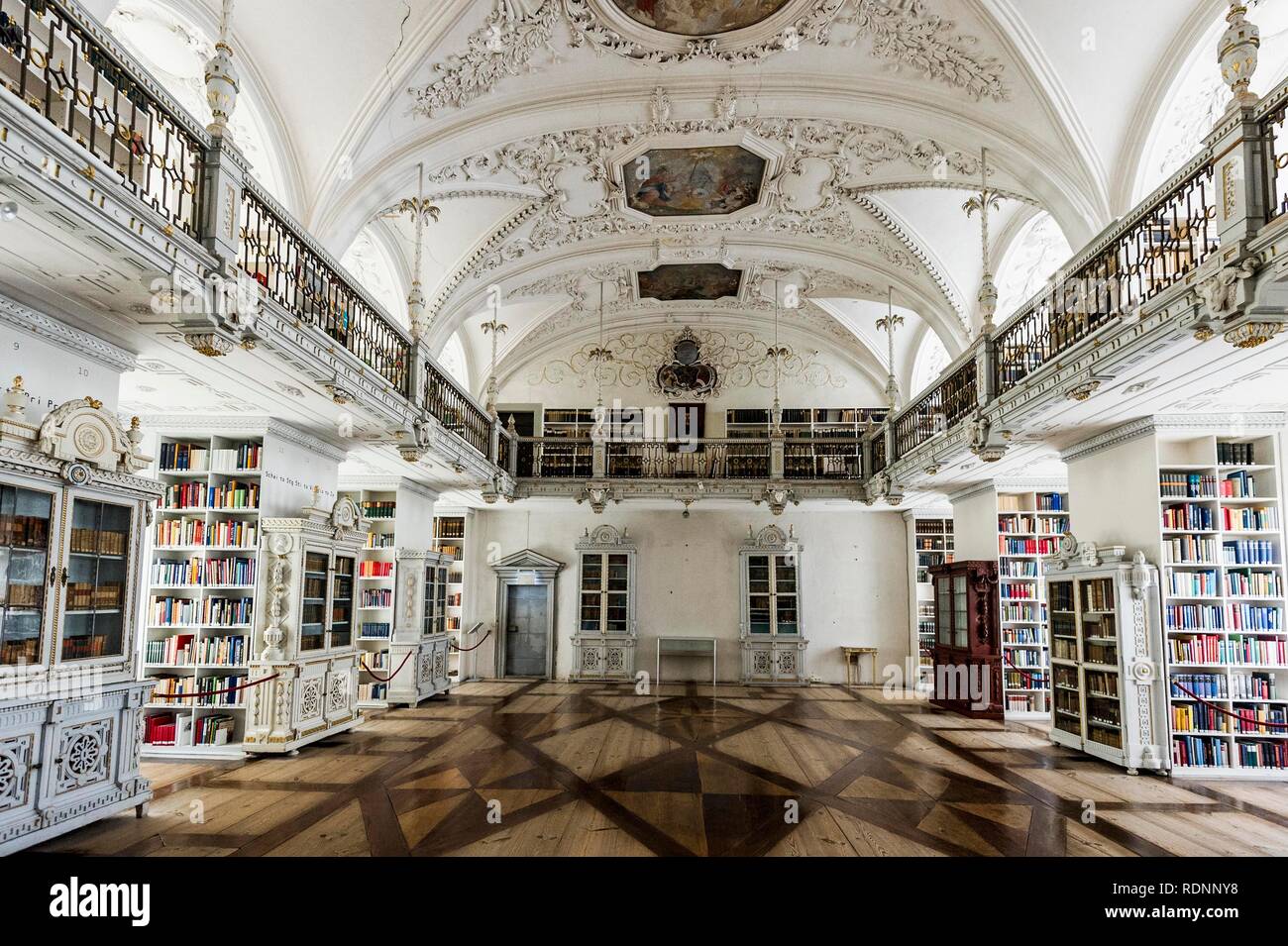 Biblioteca, Abbazia imperiale Salem, monastero cistercense, Linzgau, Lago di Costanza, Baden-Württemberg, Germania Foto Stock