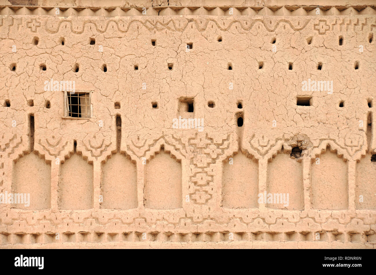 Adobe muro di fango e i dettagli di costruzione di terra Casbah di Pattern Ouarzazate Marocco Foto Stock