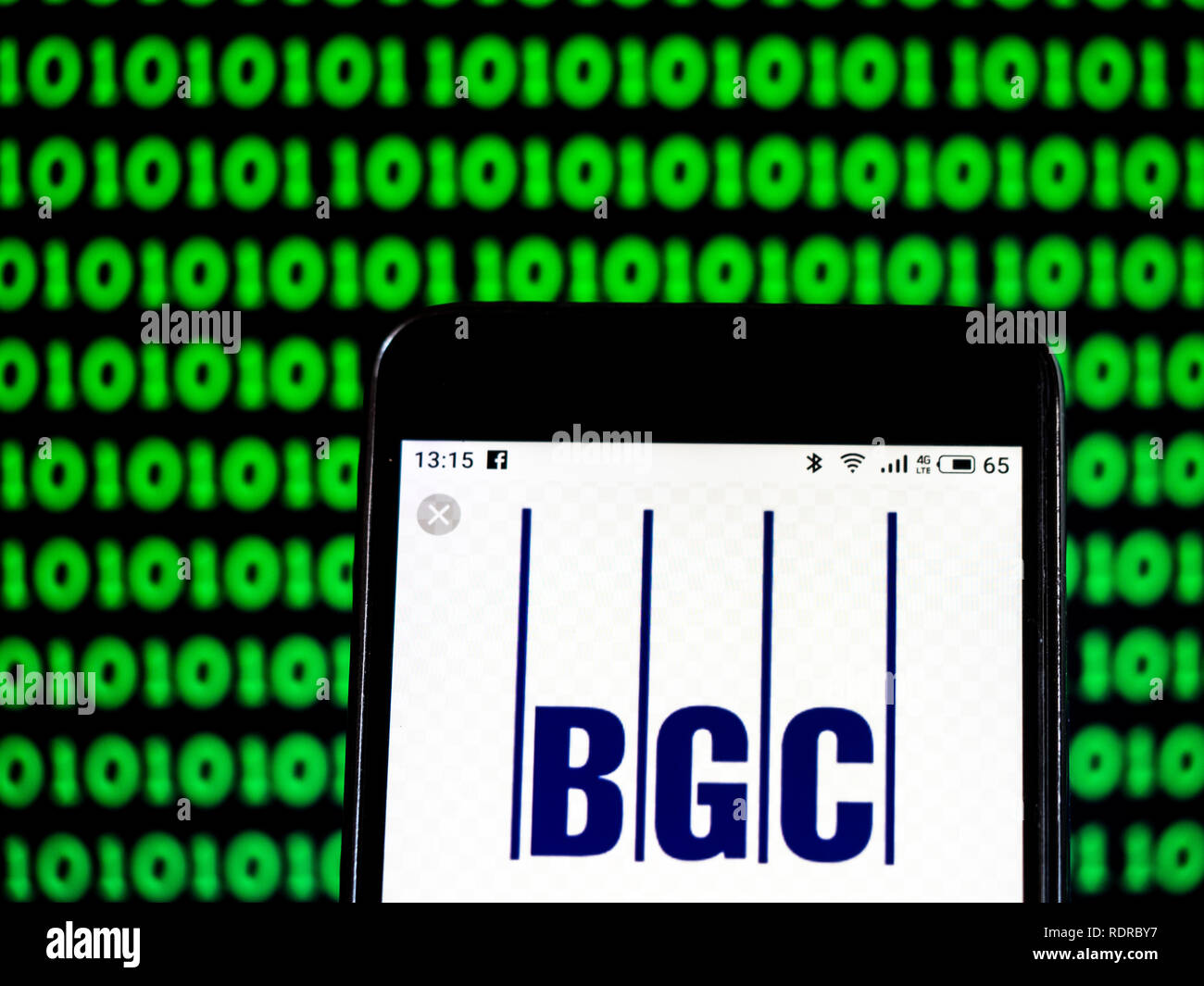 BGC Partners società di servizi finanziari visto il logo visualizzato sul telefono intelligente Foto Stock