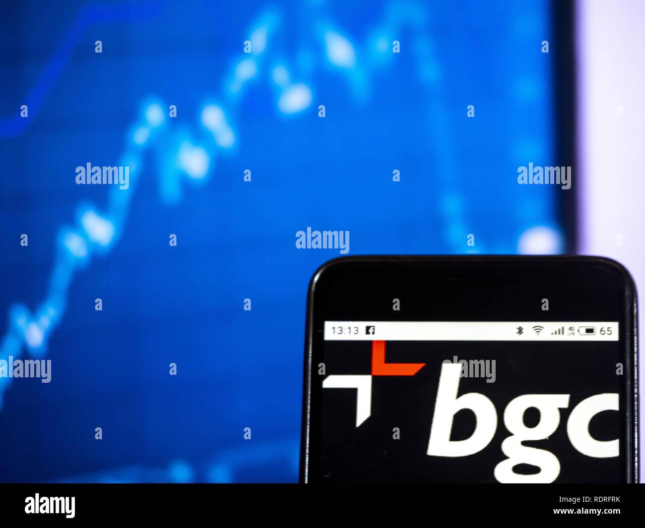 Kiev, Ucraina. 18 gennaio, 2019. BGC Partners società di servizi finanziari visto il logo visualizzato su un telefono intelligente. Credito: Igor Golovniov SOPA/images/ZUMA filo/Alamy Live News Foto Stock