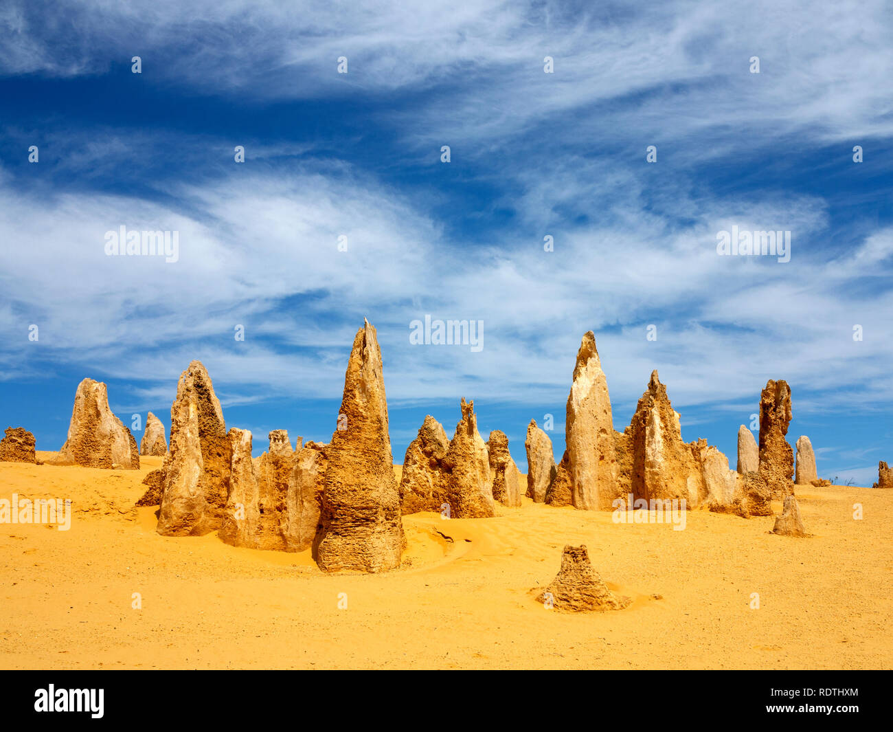Colonne di pietra calcarea a pinnacoli (Nambung National Park), Western Australia. Foto Stock