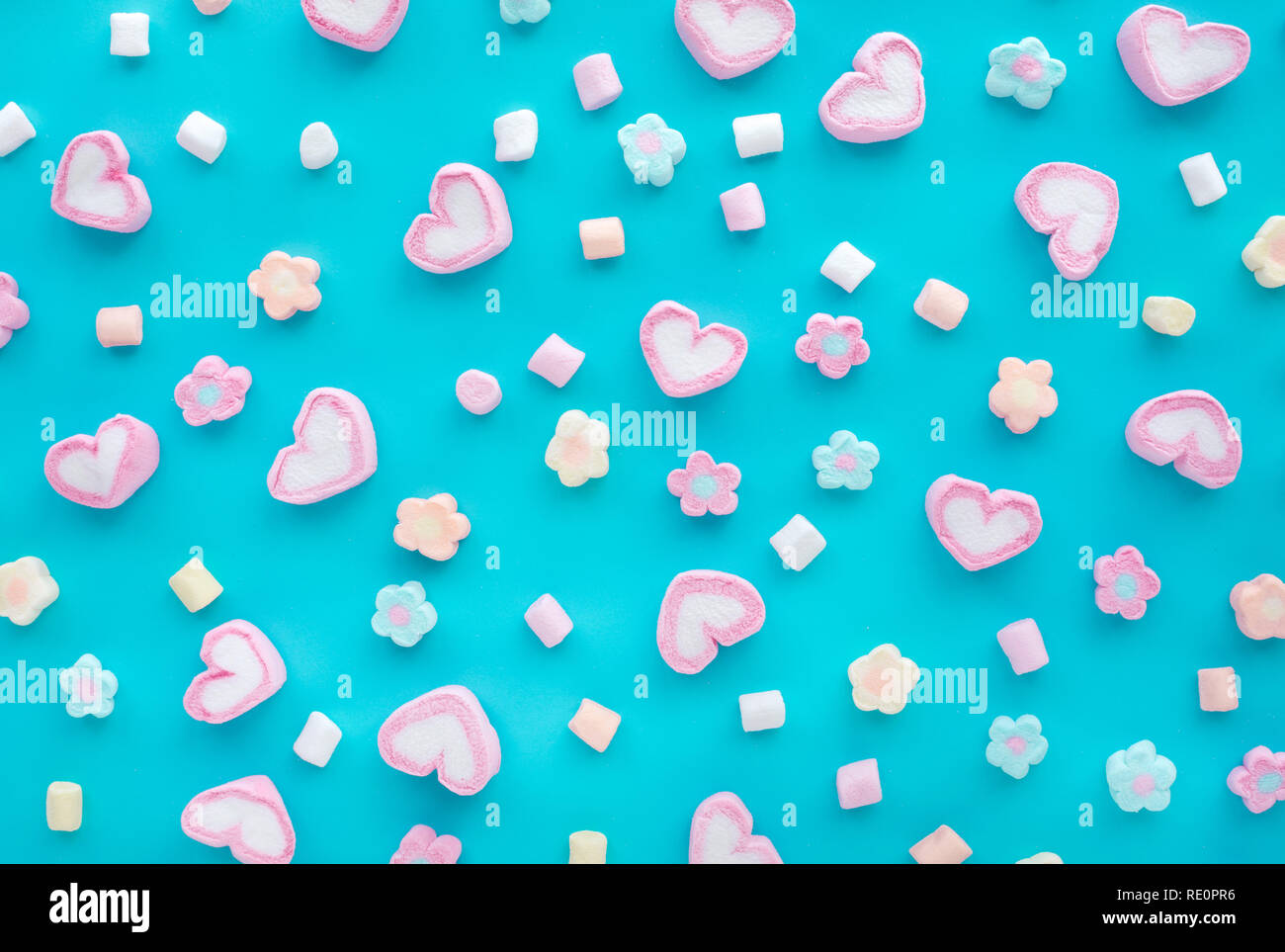Marshmallow colorati.Parte e celebrazione.decorativa texture di sfondo.piatto design dei laici Foto Stock