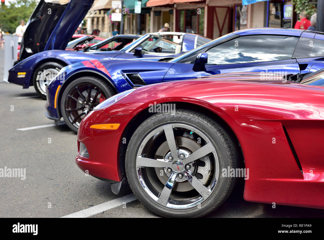 Automobili e visitatori presso la storica annuale Prescott Arizona tutte le Corvette Visualizza Settembre Foto Stock