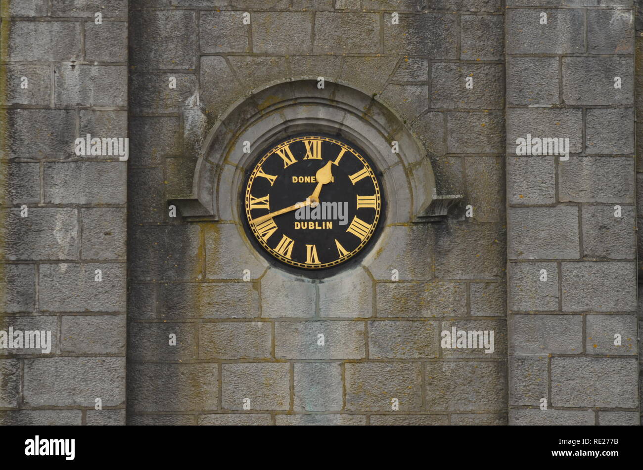 Orologio in oro a Dublino Foto Stock