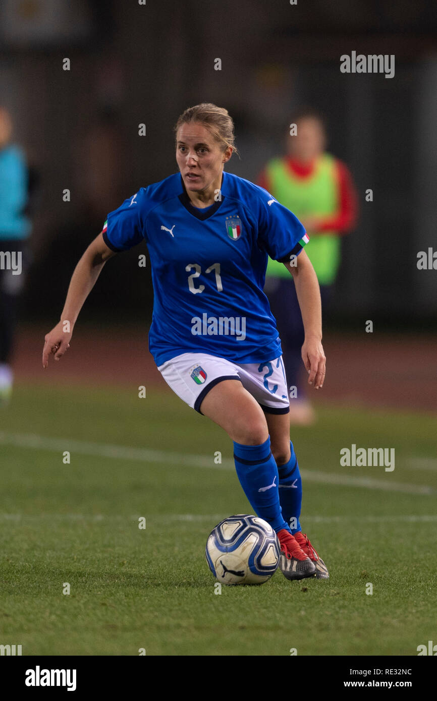 Valentina Cernoia (Italia) durante la Francia 2019 Fifa femminile di Coppa del mondo i qualificatori amichevole match tra Italia 2-1 Cile al Carlo Castellani Stadium on gennaio 218, 2019 a Empoli, Italia. Credito: Maurizio Borsari/AFLO/Alamy Live News Foto Stock