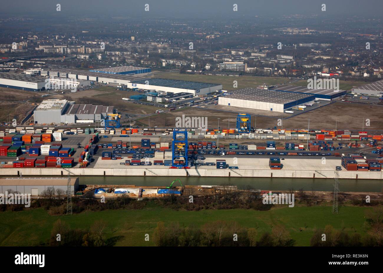 Porto e centro di logistica Logport Duisburg sul fiume Reno, Duisburg, Renania settentrionale-Vestfalia Foto Stock