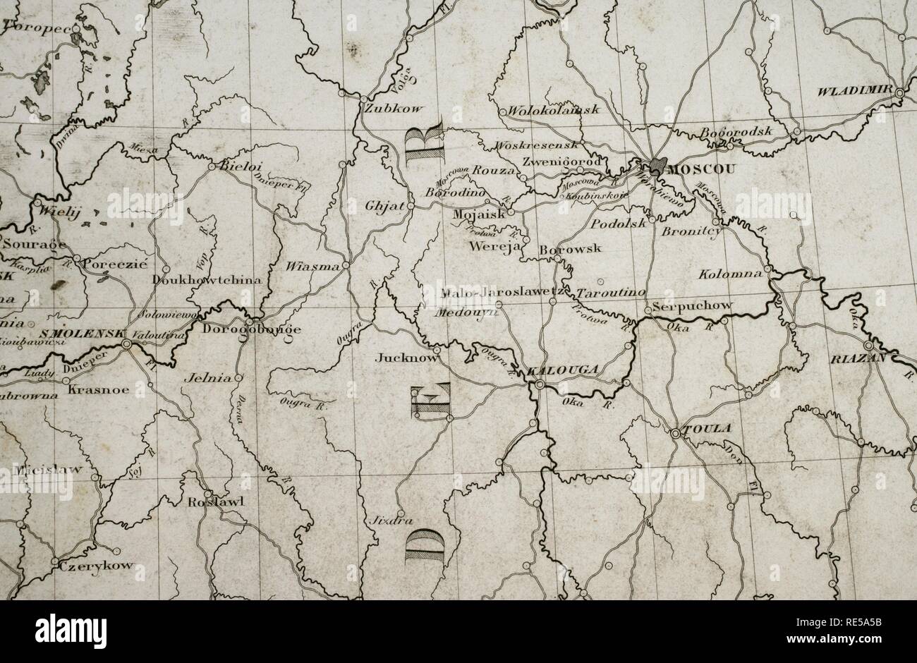 Mappa napoleonica. La Russia. Area di Mosca. Atlas de l'Histoire du Consulat et de l'impero. La storia del consolato e l Impero di Francia sotto Napoleone da Marie Joseph Louis Adolphe Thiers (1797-1877). Disegni di Dufour, incisioni da Dyonnet. Edito in Parigi, 1864. Foto Stock