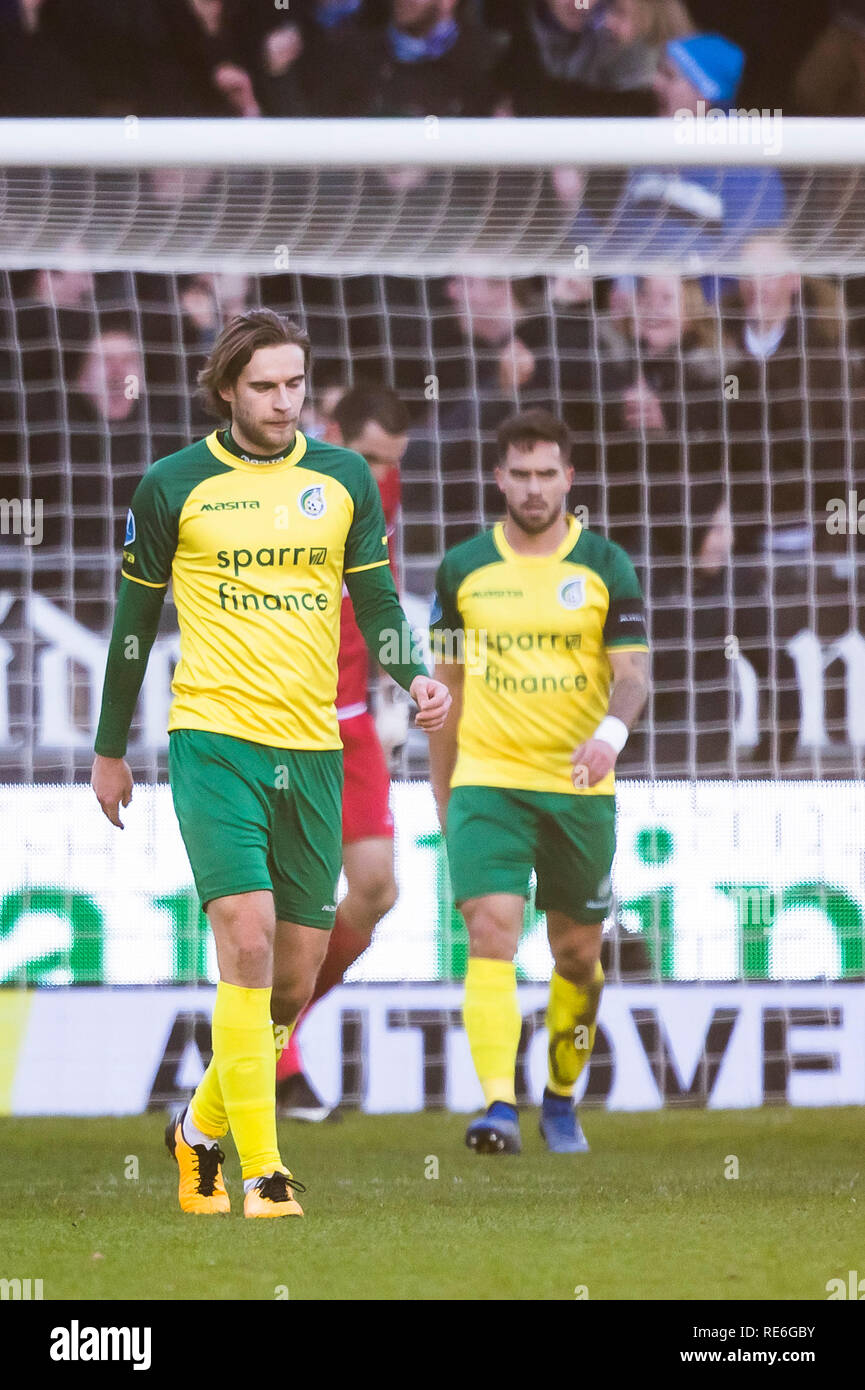 DOETINCHEM, de Graafschap - Fortuna Sittard, 20-01-2019, calcio Eredivisie olandese Stagione 2018 - 2019, Stadio de Vijverberg, deluso f5 (L) e Fortuna Sittard player Alessandro Ciranni (R) dopo il 2-0 del de Graafschap Foto Stock