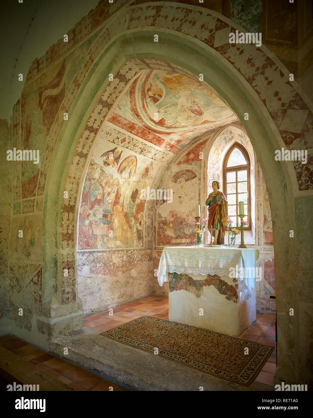 Sv appena Chiesa, Kosec, vicino a Dreznica, Kobarid, Primorska, Slovenia Foto Stock