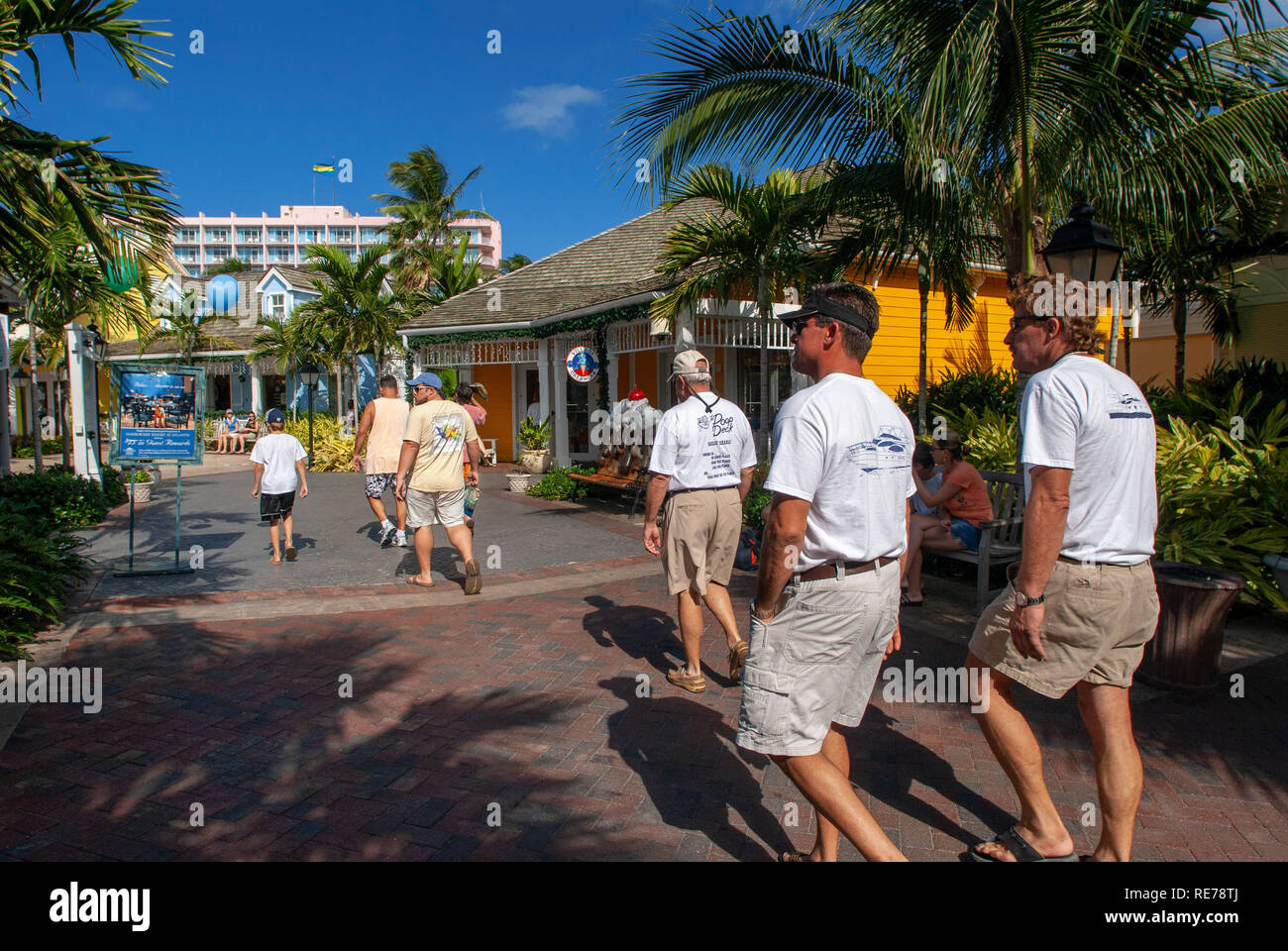 Negozi di lusso dell'Hotel Atlantis. Paradise Island, a Nassau, New Providence Island, Bahamas, dei Caraibi. Panorama di Atlantis hotel e Paradise Island. Foto Stock