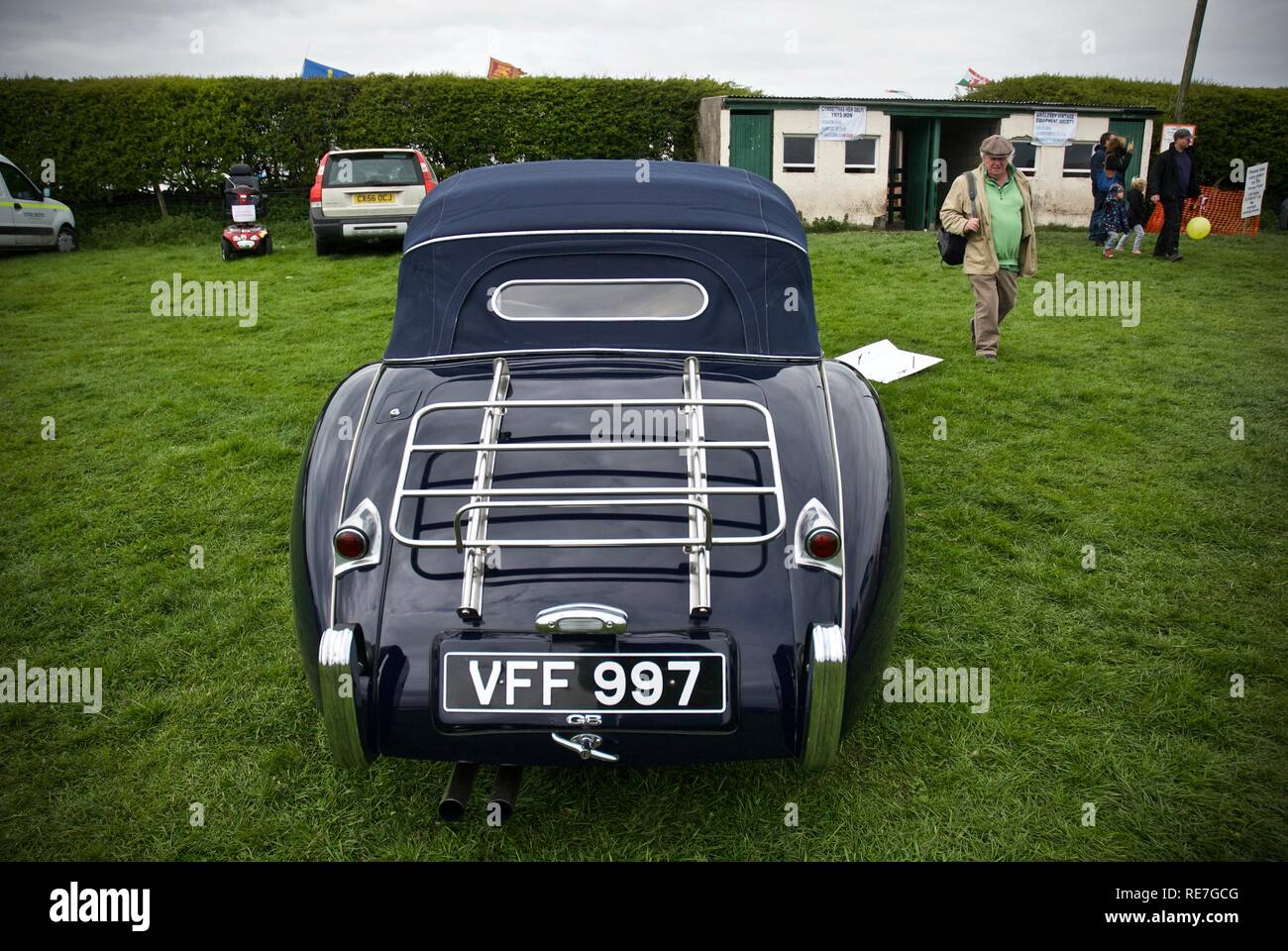 Jaguar XK120 roadster convertibile in Anglesey Vintage Rally, Anglesey, Galles del Nord, Regno Unito, maggio 2015 Foto Stock