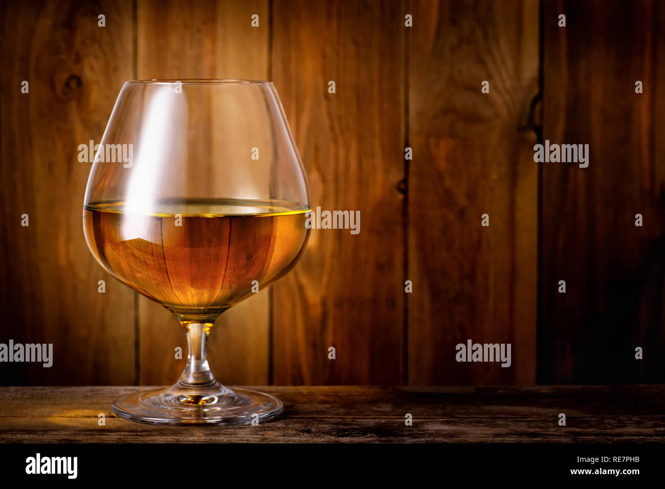 Il brandy o il cognac in vetro Foto Stock