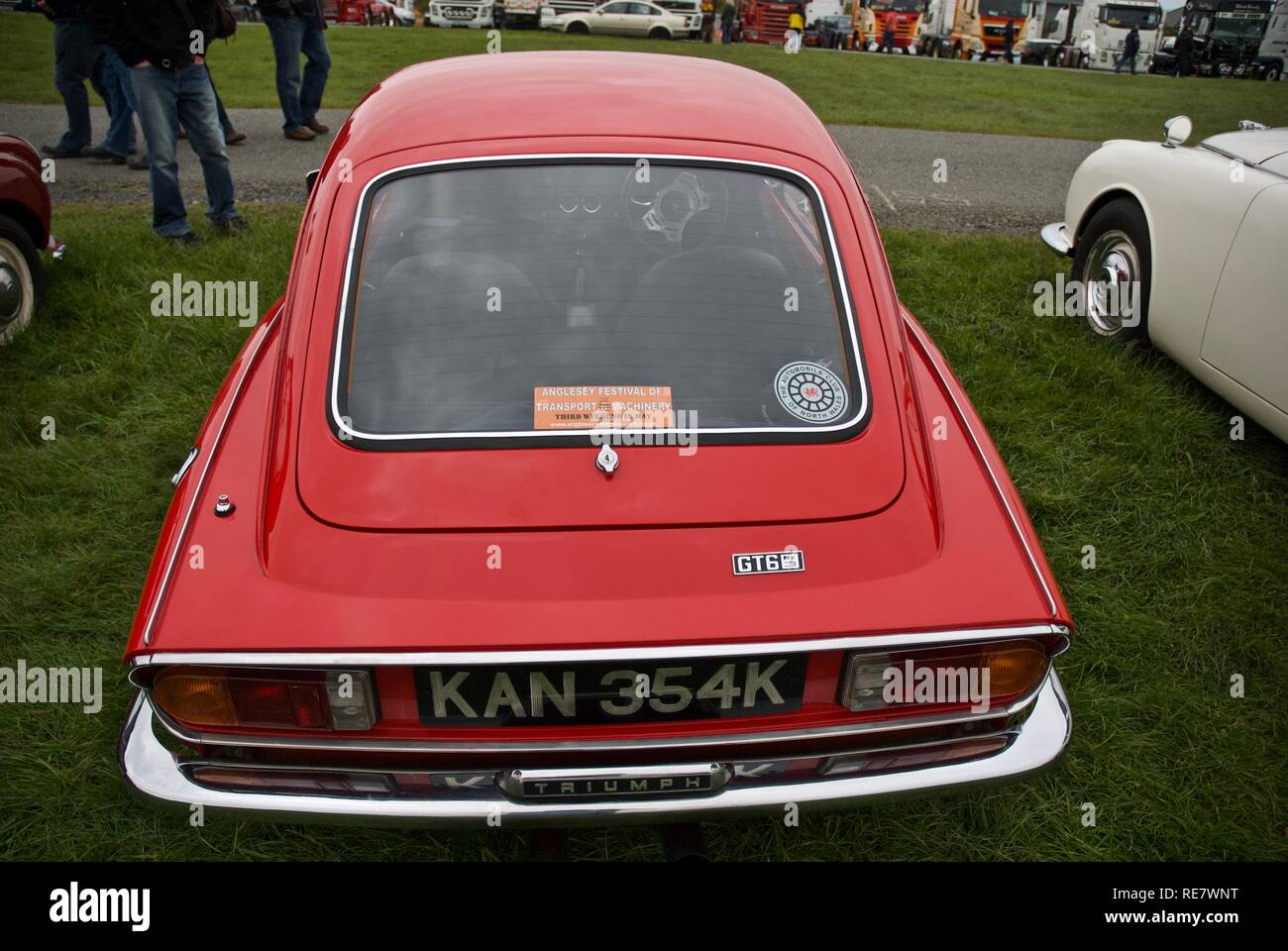 Un 1971 Triumph GT6 Mk3 all'Anglesey Vintage Rally, Anglesey, Galles del Nord, Regno Unito, maggio 2015 Foto Stock