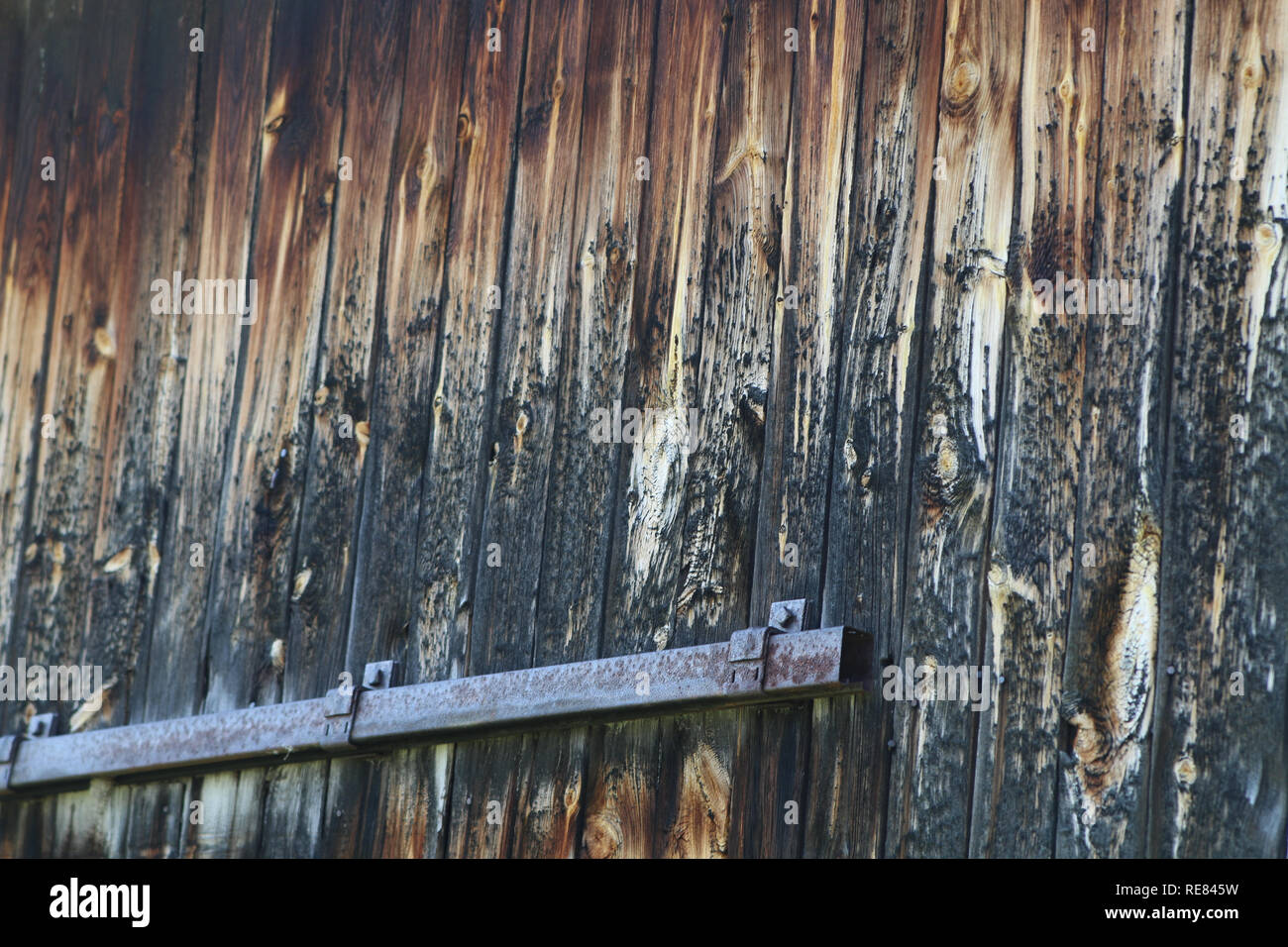Muro in legno di stalle di oltre 100 anni Foto Stock