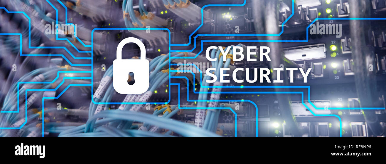 Cyber security, informazioni privacy e protezione dei dati concetto sulla sala server sullo sfondo Foto Stock