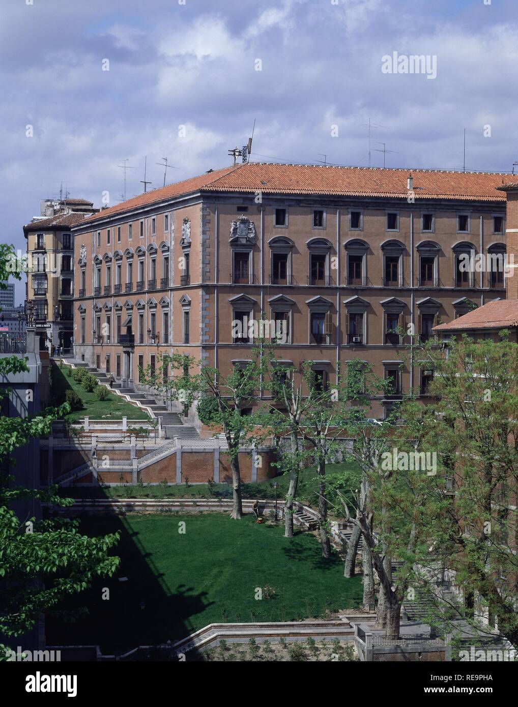 Esterno. Autore: GOMEZ DE MORA JUAN. Posizione: PALACIO DE LOS CONSEJOS. MADRID. Spagna. Foto Stock