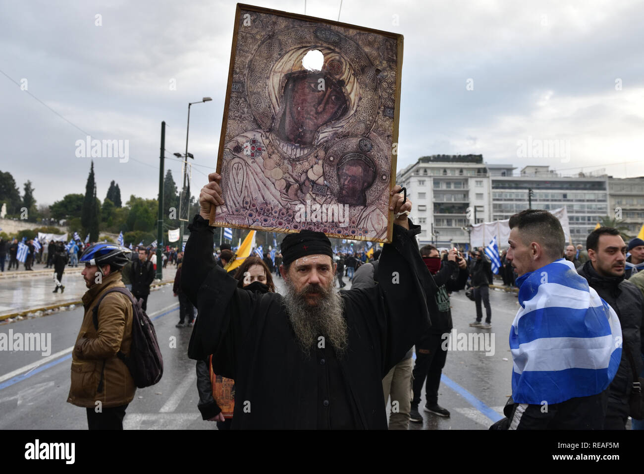 Atene, Grecia. 20 gen 2019. I dimostranti prendere parte a una manifestazione contro l'accordo con la FYROM per utilizzare il nome " Repubblica di Macedonia nord' ad Atene, in Grecia. Credito: Nicolas Koutsokostas/Alamy Live News. Foto Stock