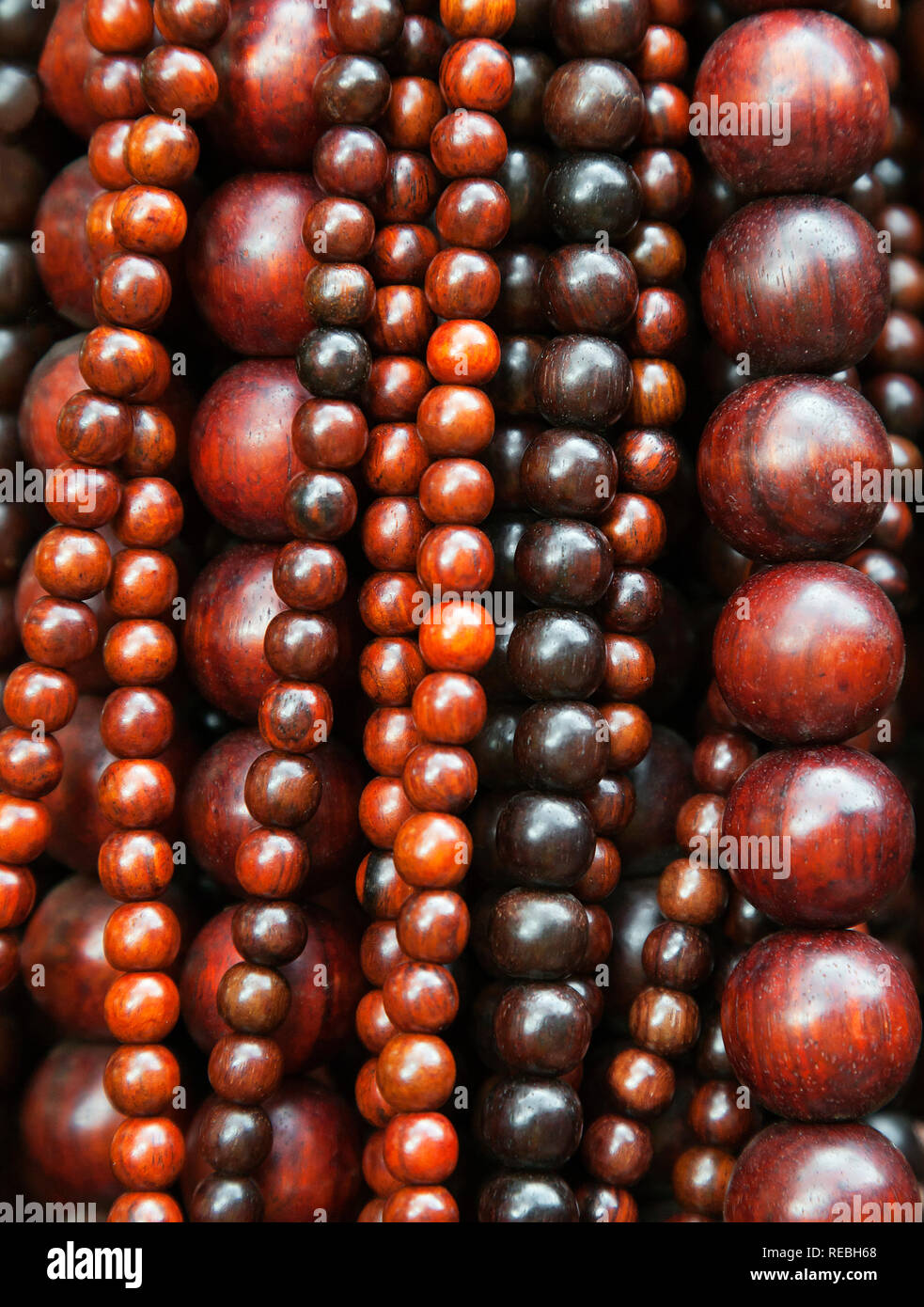 Perline di legno sfondo Foto Stock