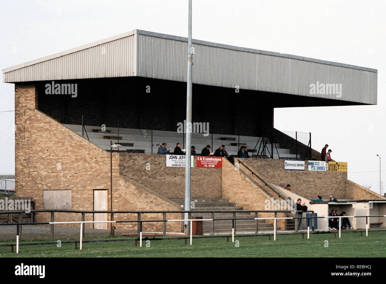 Il cavalletto principale a Ashington FC Football Ground, Portland Park, Ashington, Northumberland, raffigurata sul 14 aprile 1995 Foto Stock