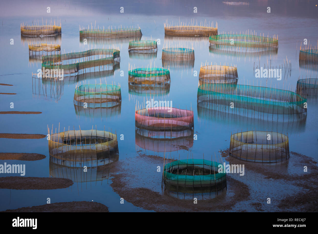 Xiapu (in cinese: 霞浦) è una contea della regione municipale di Ningde, Fujian, Repubblica popolare cinese, situata lungo un tratto della costa del Mare della Cina orientale. Foto Stock