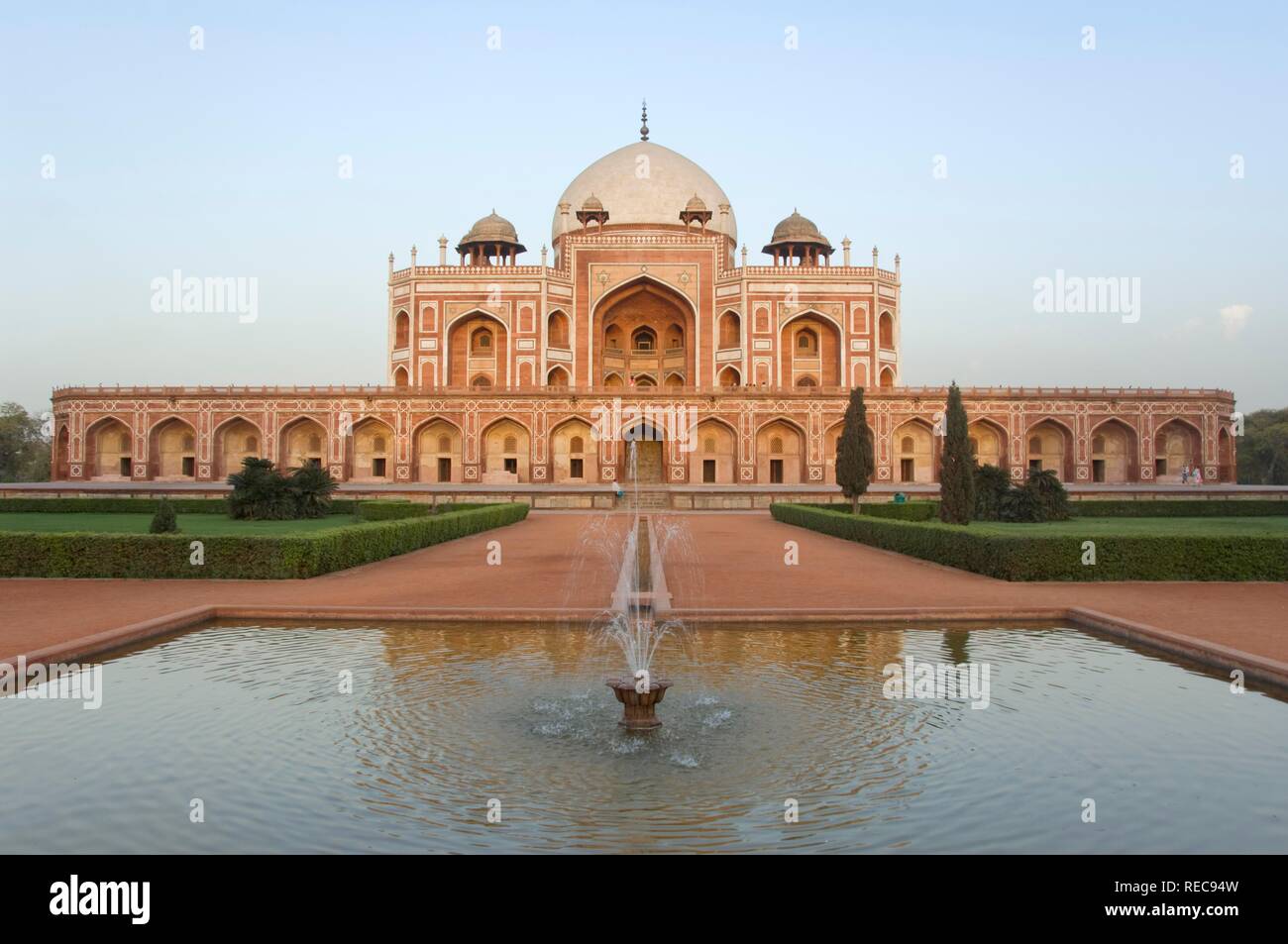 La Tomba di Humayun, Sito Patrimonio Mondiale dell'Unesco, Delhi, India Foto Stock