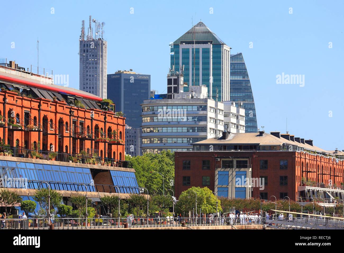 Puerto Madero quartiere, Buenos Aires, Argentina, Sud America Foto Stock