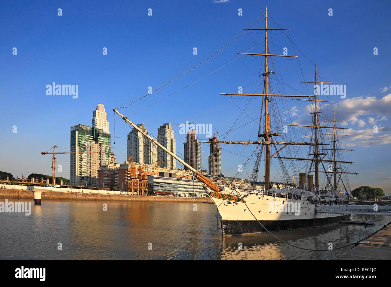 Puerto Madero quartiere, Buenos Aires, Argentina, Sud America Foto Stock